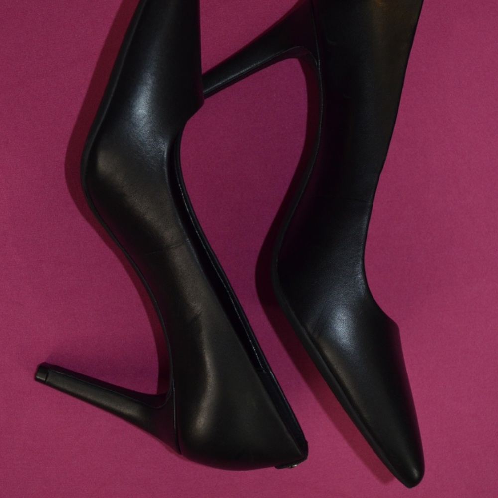 Michael Kors New Dorthy Flex Leather Pump - Picture 9 of 14